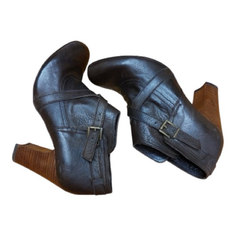 Té Casan N.Y.Heeled Leather Booties Limited Edition FAY.B 7/30 Size 38EU/7US